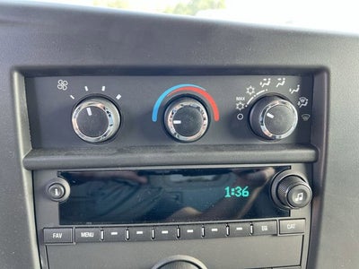 2025 GMC Savana Cutaway 3500 1WT