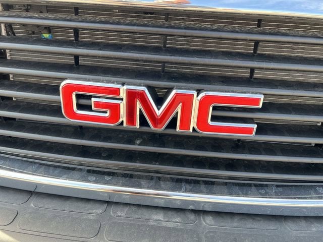 2025 GMC Savana Cutaway 3500 1WT