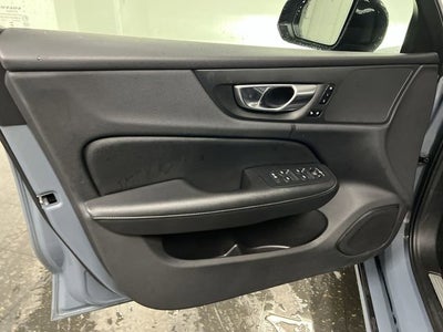 2024 Volvo S60 B5 Plus Dark Theme