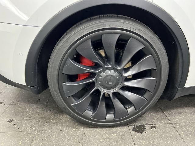 2022 Tesla Model Y Performance Dual Motor All-Wheel Drive