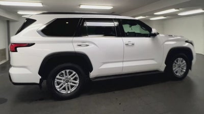2023 Toyota Sequoia SR5