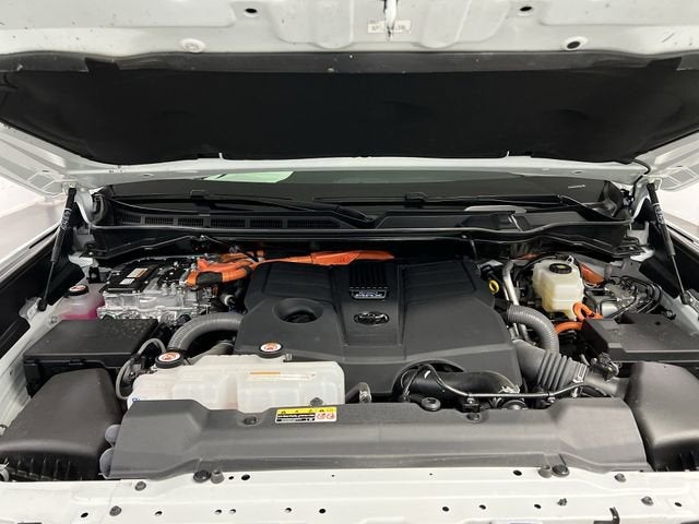 2025 Toyota Sequoia SR5