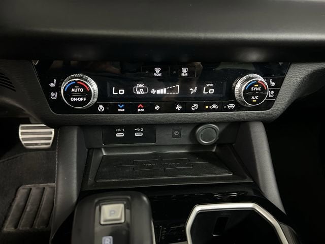2025 Mitsubishi Outlander SEL - Photo 18