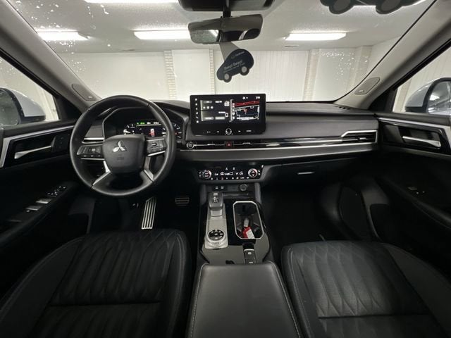 2025 Mitsubishi Outlander SEL - Photo 21