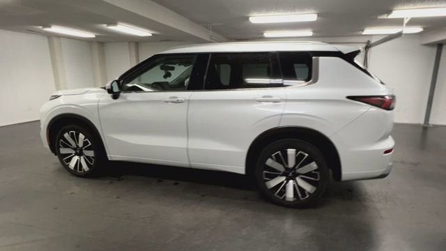 2025 Mitsubishi Outlander SEL - Photo 6