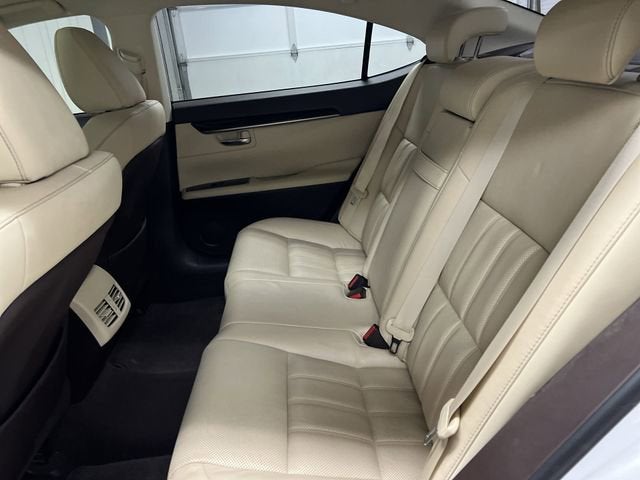 2016 Lexus ES 350 NA