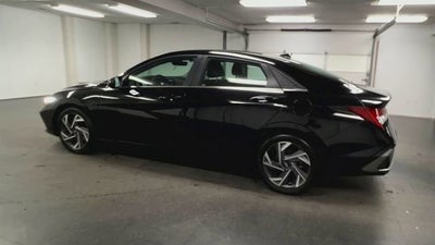 2025 Hyundai Elantra Limited