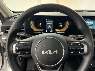 2025 Kia K5 LXS