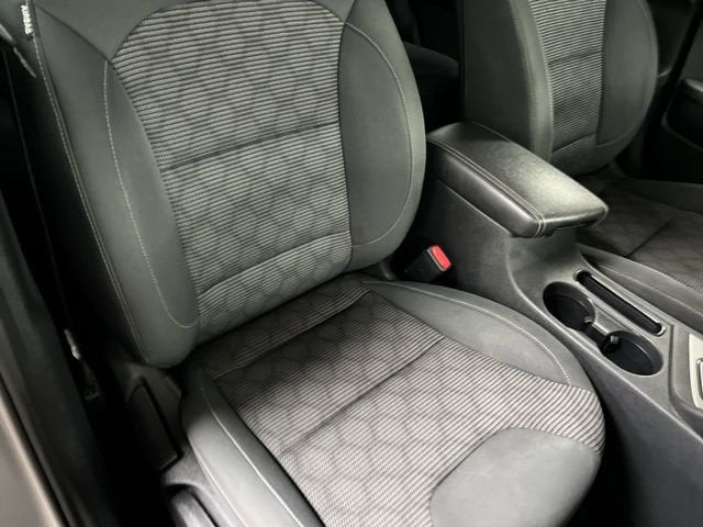 2022 Kia Niro LX