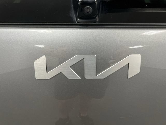 2022 Kia Niro LX
