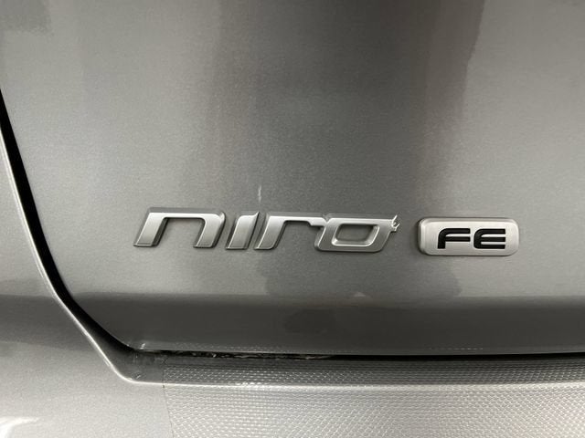 2022 Kia Niro LX