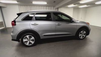 2022 Kia Niro LX