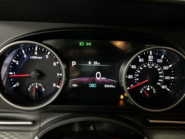 2023 Kia Carnival LX