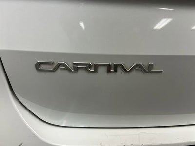 2023 Kia Carnival LX