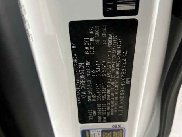 2023 Kia Carnival LX