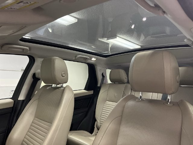 2022 Land Rover Discovery Sport SE