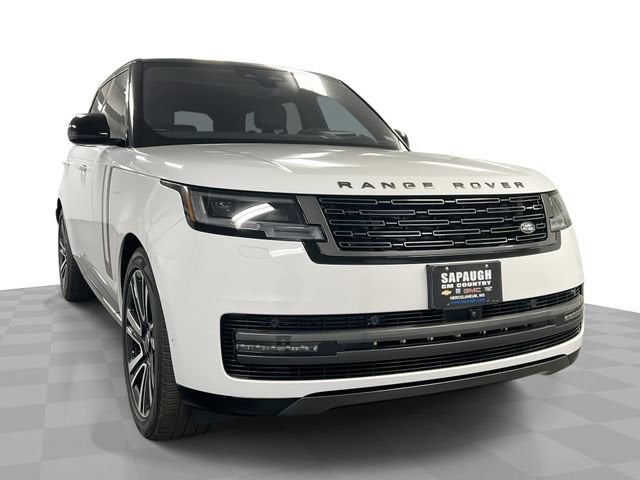 2023 Land Rover Range Rover P530 SE