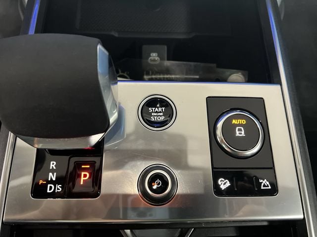 2023 Land Rover Range Rover P530 SE