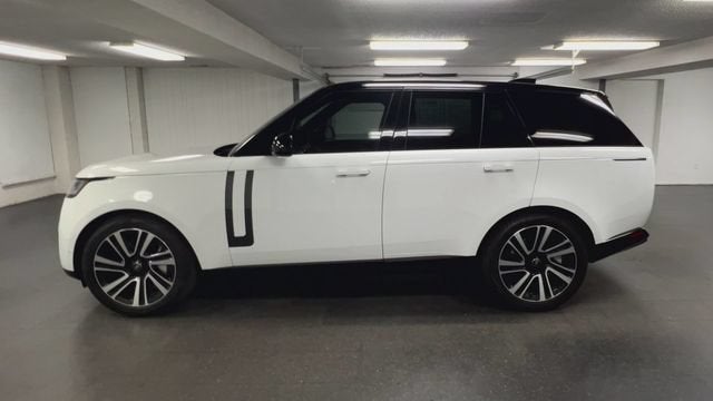2023 Land Rover Range Rover P530 SE