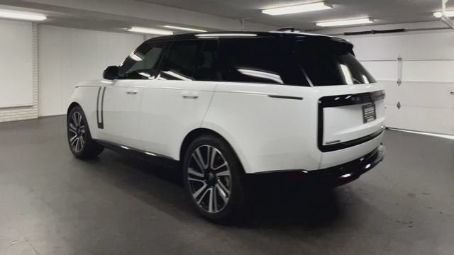 2023 Land Rover Range Rover P530 SE