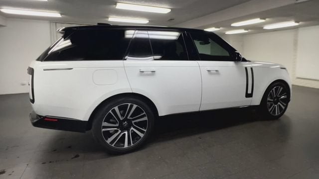 2023 Land Rover Range Rover P530 SE