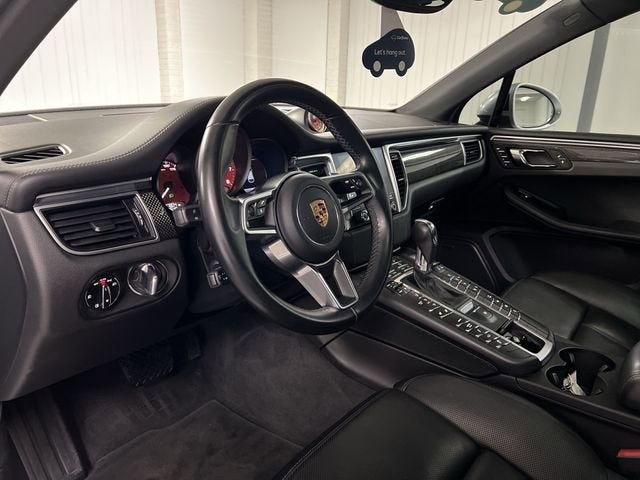 2017 Porsche Macan GTS