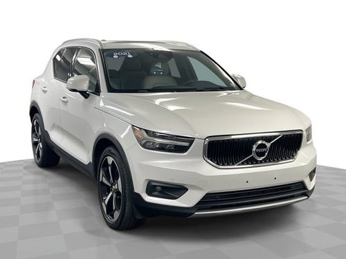 2021 Volvo XC40 T5 Momentum