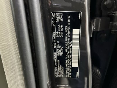 2022 Volvo XC60 B5 Momentum