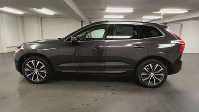 2022 Volvo XC60 B5 Momentum