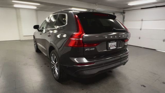 2022 Volvo XC60 B5 Momentum